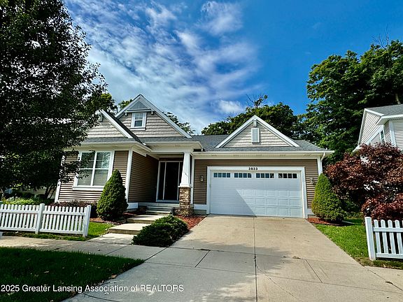 2nd image of 3823 Fossum Ln