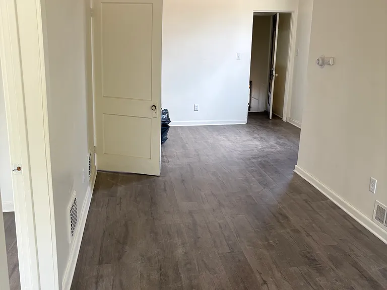 1236 Lafayette Blvd #2 — Photo 2