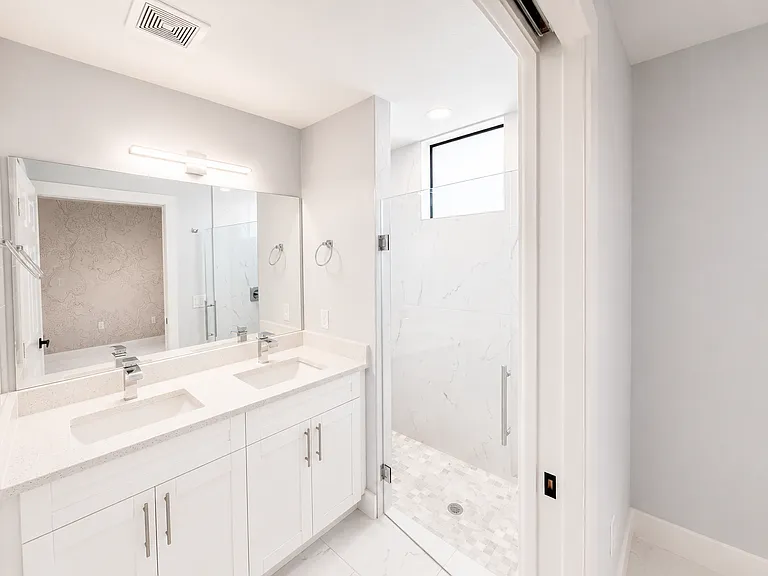 621 Rose Garden Rd — Photo 8
