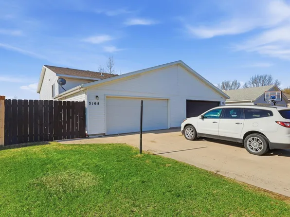 3108 Dakota Park Cir S, Fargo, ND 58104