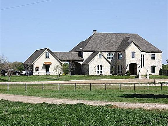 2nd image of 15653 Highway 243