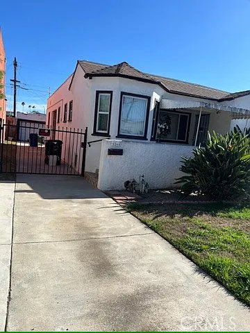 3 bed, 1426 sqft, $2,500 — Photo 2