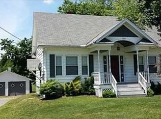 937 Old State Rd, New Castle, PA 16101