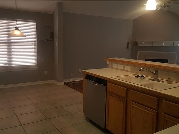 5th image of 2601 Wales Dr
