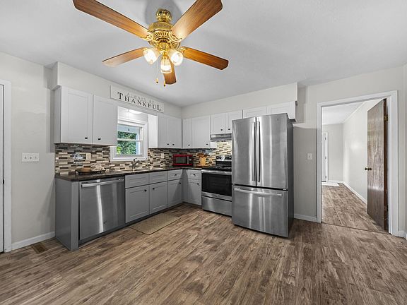 4th image of 13983 Renick Rd