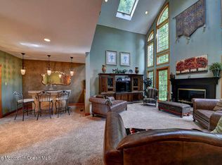 16 David Ct, Millstone Township, NJ 08535