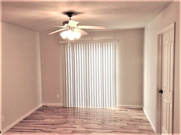 3rd image of 3374 W Brookway Dr