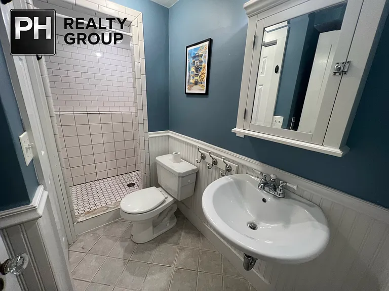 39 Highland Ave — Photo 30