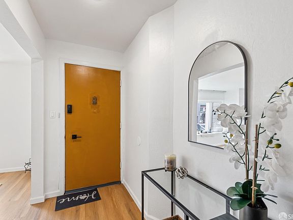 4th image of 1255 19th Ave #1255