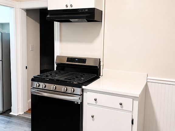 4th image of 12 Grandview St APT 1