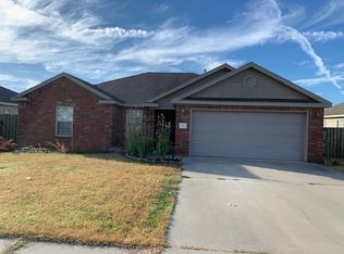 412 E McCann Rd, Rogers, AR 72758