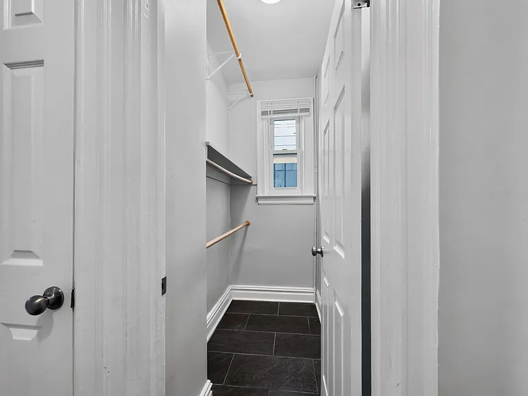86 W 45th St #1 — Photo 17