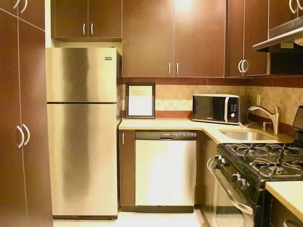 30-83 32nd Street image 5 of 14