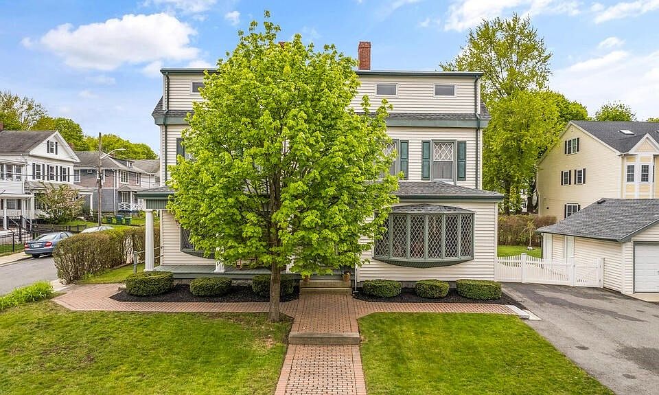 102 South St, Medford, MA 02155 MLS 73117594 Zillow