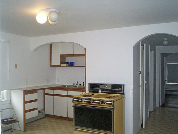 2nd Floor Kitchen