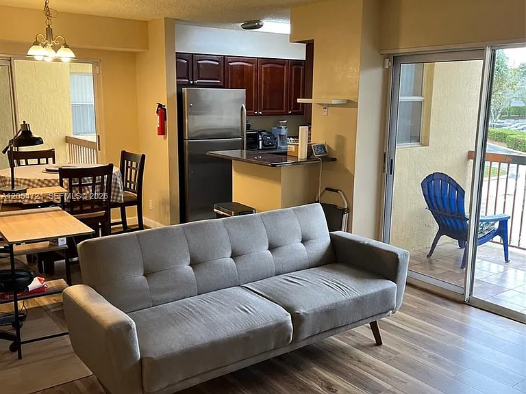 7620 Westwood Dr #214 — Photo 8