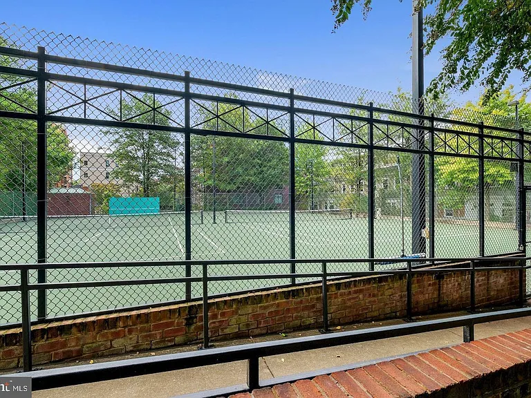 7500 Woodmont Ave #S712 — Photo 38