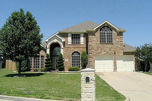1st image of 1808 Fairfax Dr