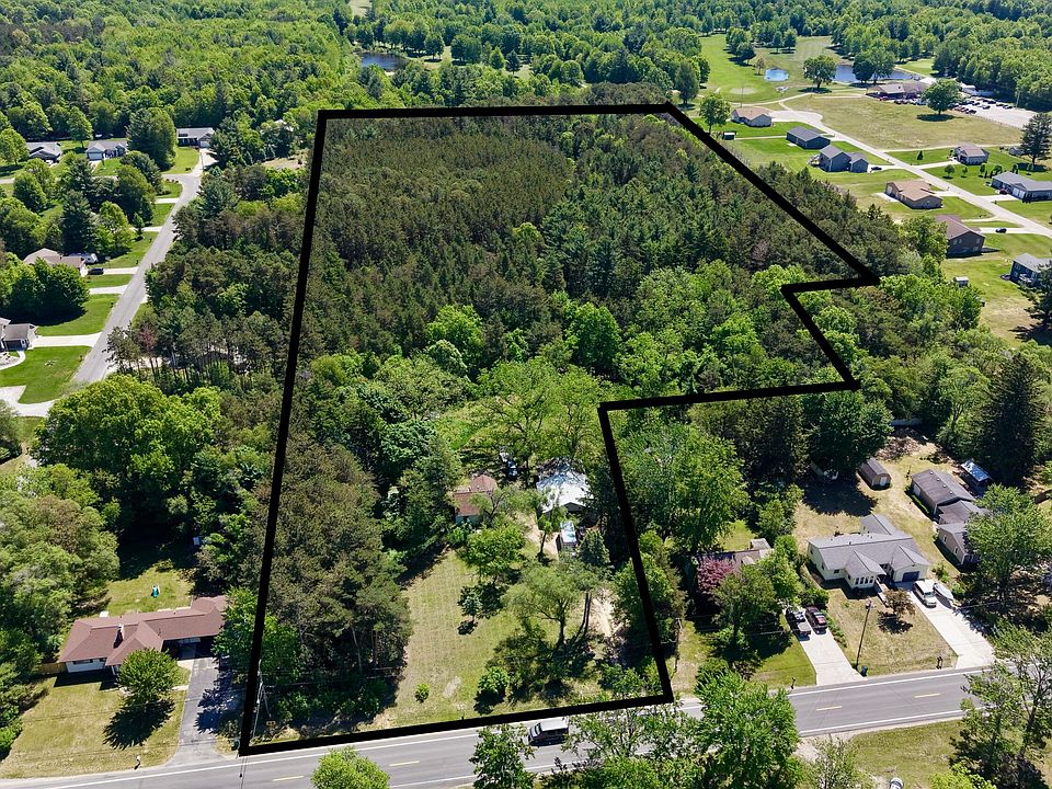 1st image of 4404 S Sheridan Dr