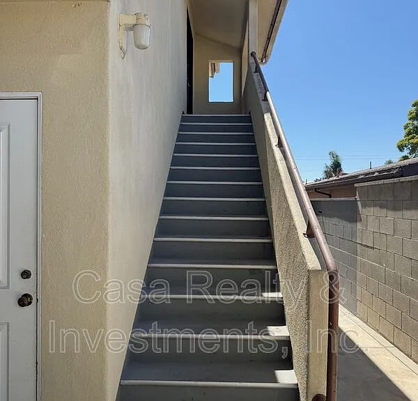 522 Washington St #BACK HOUSE — Photo 11