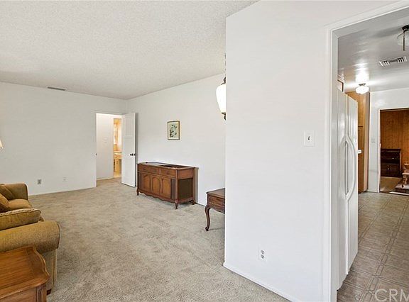 5th image of 1434 E Idahome St
