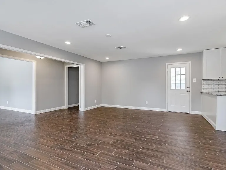 1719 Longhorn Dr — Photo 14