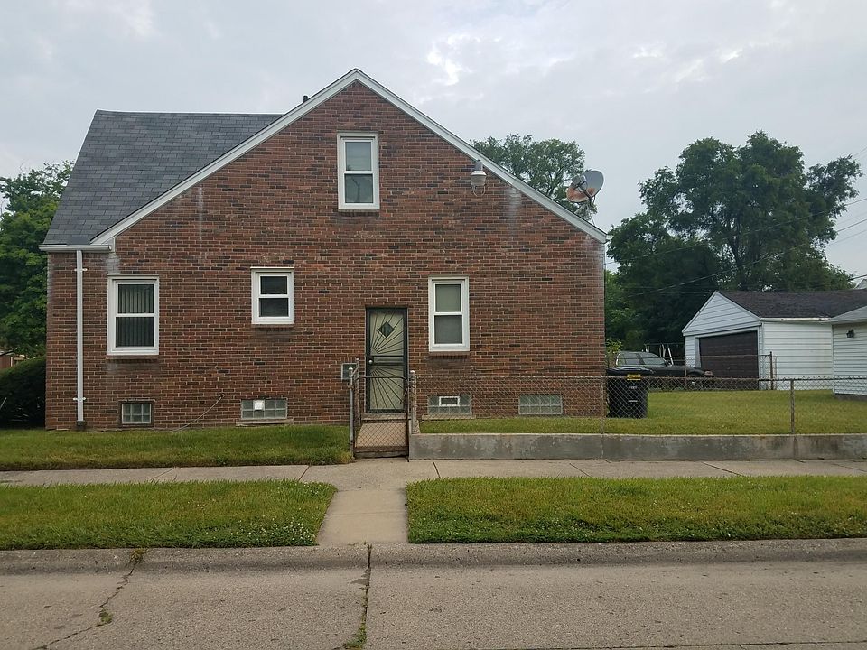 2nd image of 16800 Gilchrist St