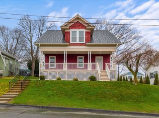 9 Darling St, Worcester, MA 01605