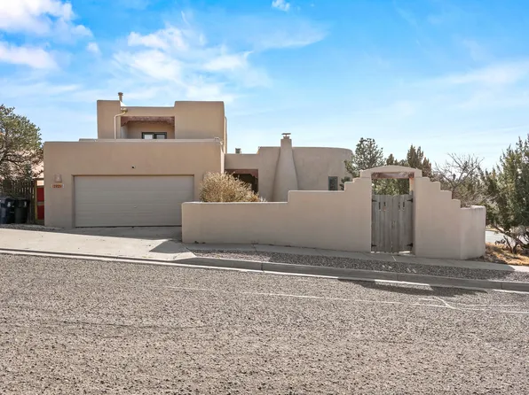 2925 Pueblo Tsankawi, Santa Fe, NM 87507