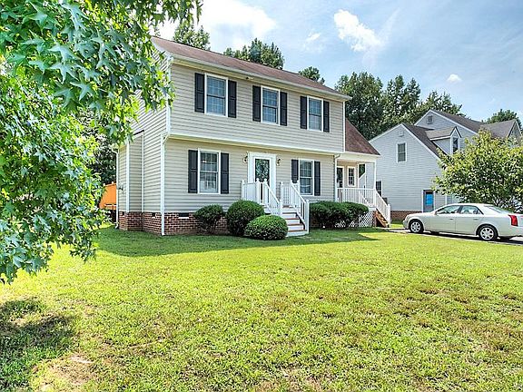 3rd image of 1001 Brookwood Glen Ln