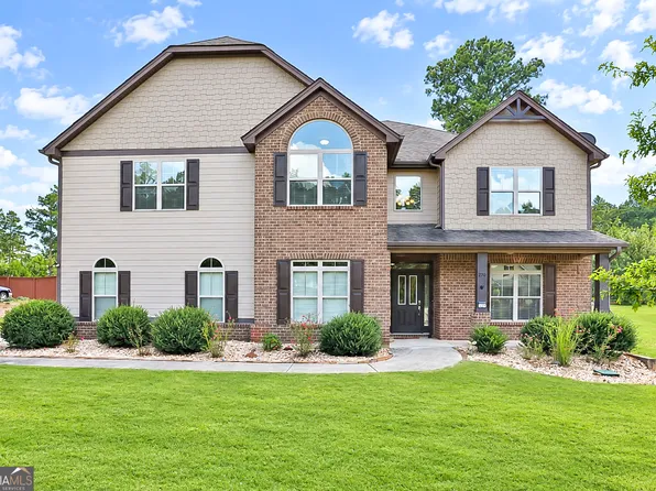 270 Darien Dr, Senoia, GA 30276