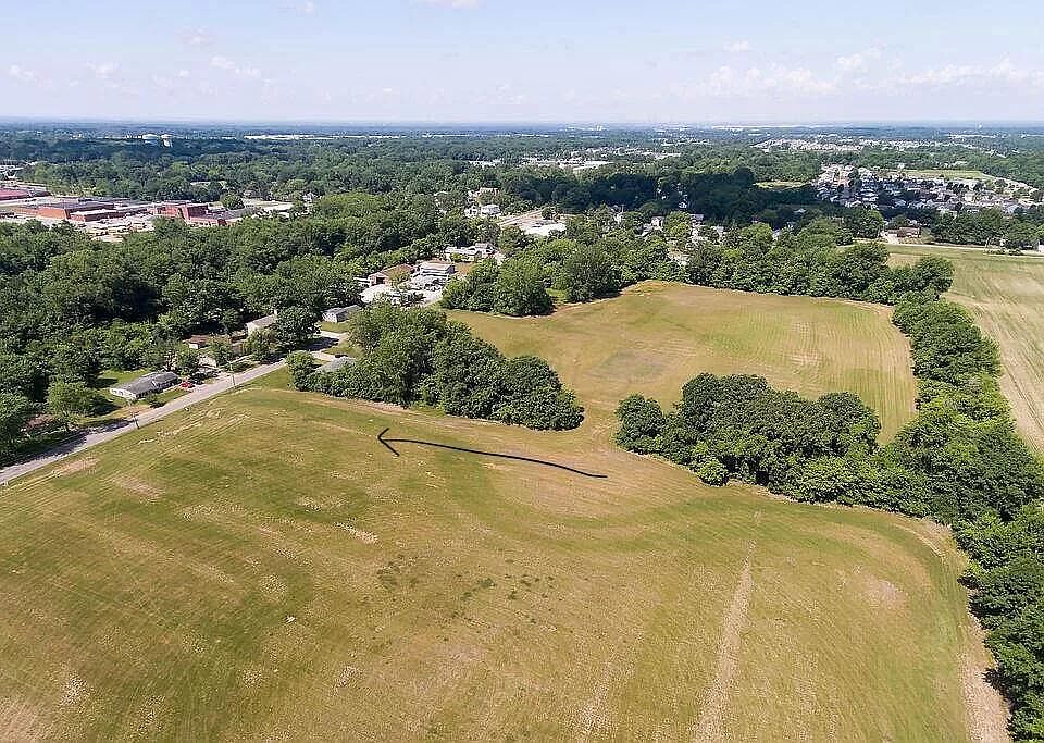 2nd image of 0 Cleveland Rd SW Lot 5