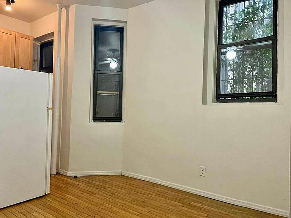 5th image of 46 Allen St #1AA