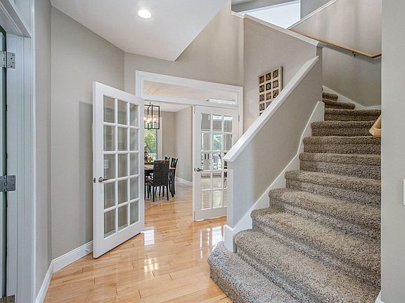 5th image of 3946 Fieldstone Cir