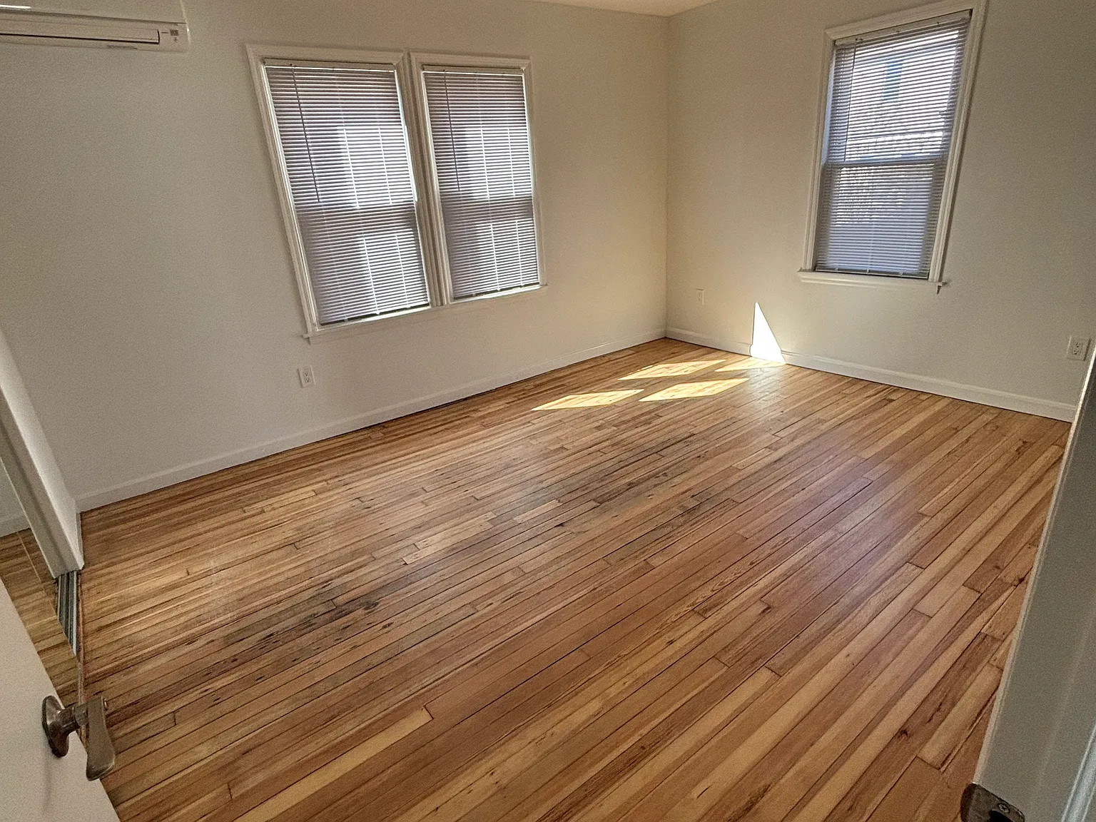 3 bed, $3,300 — Photo 1