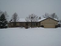 1st image of 6910 Camino Del Rey Dr NE