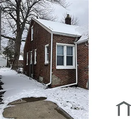 3 bed, 1110 sqft, $1,200 — Photo 3