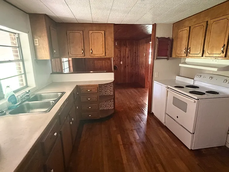 1380 County Road 15 — Photo 9