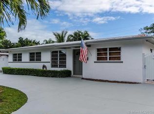 9860 SW 82nd Ter, Miami, FL 33173