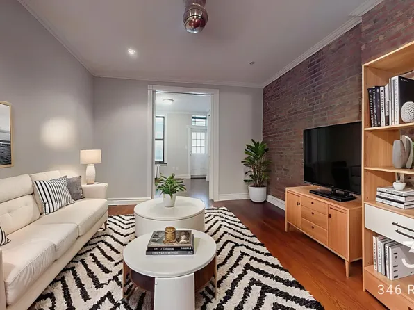 210 East 25th Street image 1 of 3