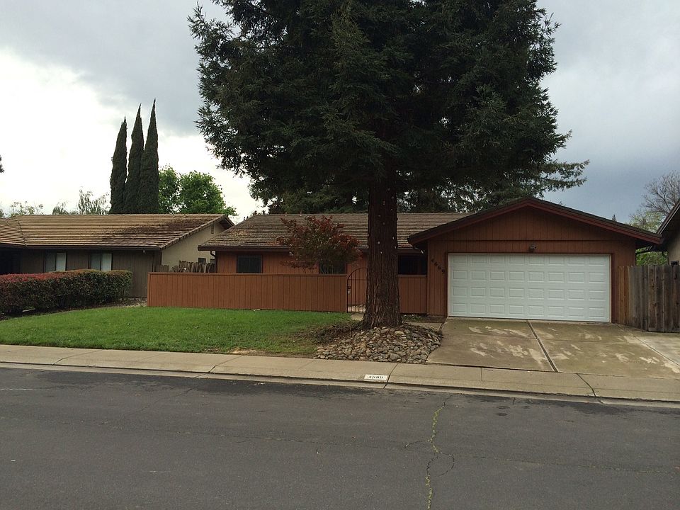 2nd image of 4669 Winding River Cir
