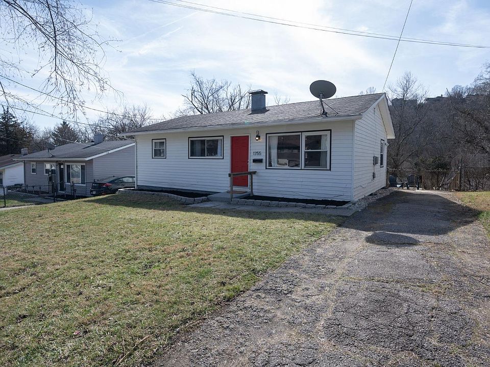 1st image of 1755 Monterey Ct
