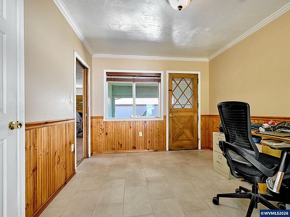 5th image of 14653 Ottaway Rd NE