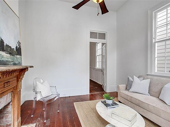 3rd image of 1809 Burgundy St
