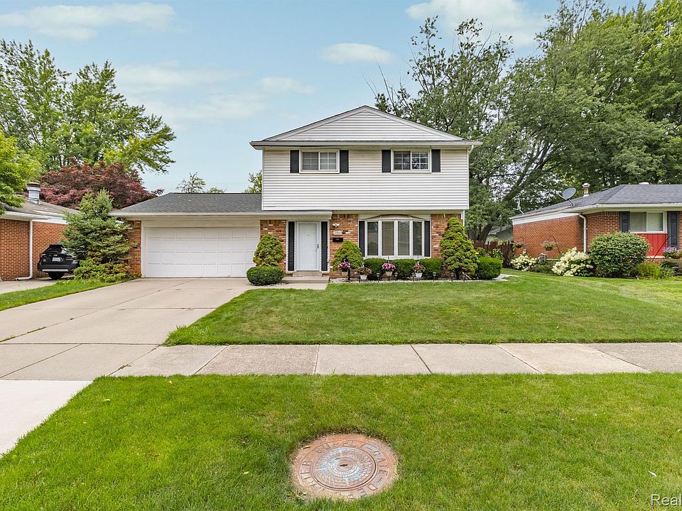 1st image of 22965 Ashley St