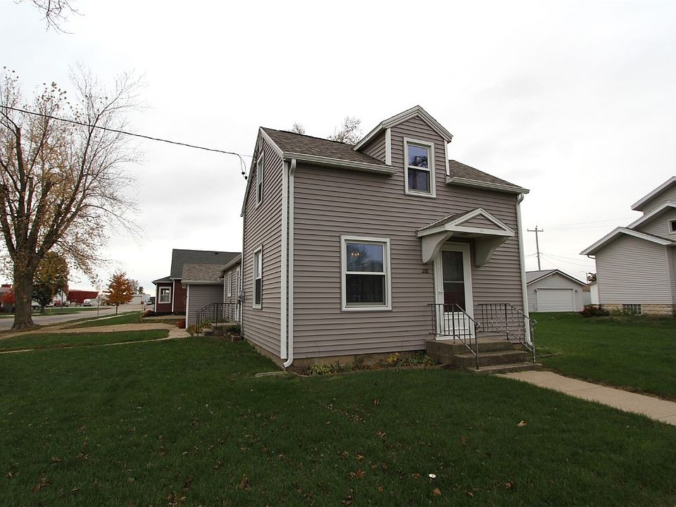 302 2nd Ave, Van Horne, IA 52346 Zillow