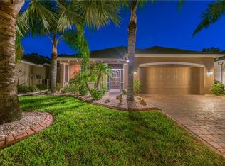710 Camellia Green Dr, Sun City Center, FL 33573