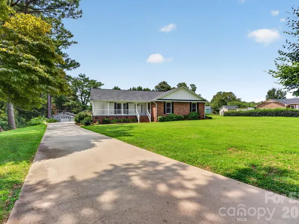1344 Robbett Ct, Rock Hill, SC 29732