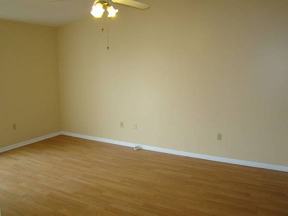 5th image of 1416 Skybolt Ct Unit 30
