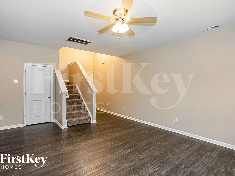 12527 Gotland Rd — Photo 6